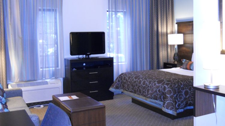 Staybridge Suites Airport Suite