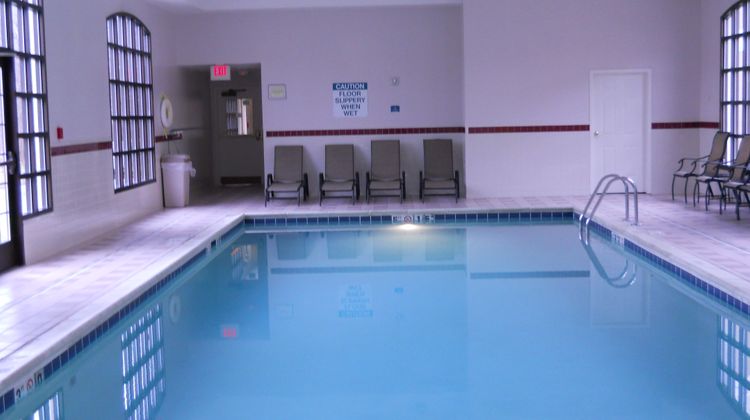 Staybridge Suites Airport Pool