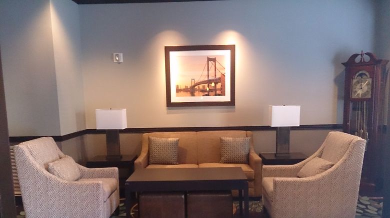 <b>Staybridge Suites Airport Lobby</b>. Images powered by <a href="https://www.leonardoworldwide.com/" title="Leonardo Worldwide" target="_blank">Leonardo</a>.
