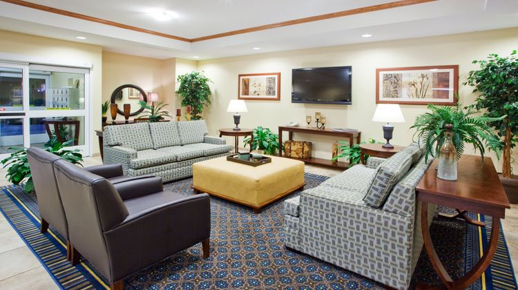 Candlewood Suites Columbus South Lobby