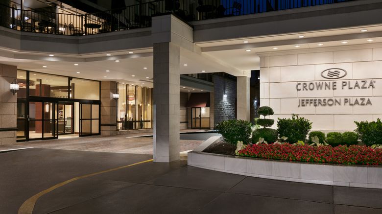 <b>Crowne Plaza Washington National Airport Exterior</b>. Images powered by <a href="https://www.leonardoworldwide.com/" title="Leonardo Worldwide" target="_blank">Leonardo</a>.