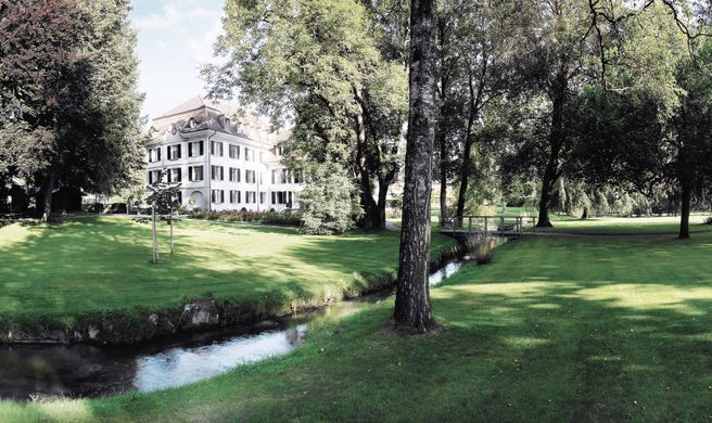 Schloss Hunigen Exterior