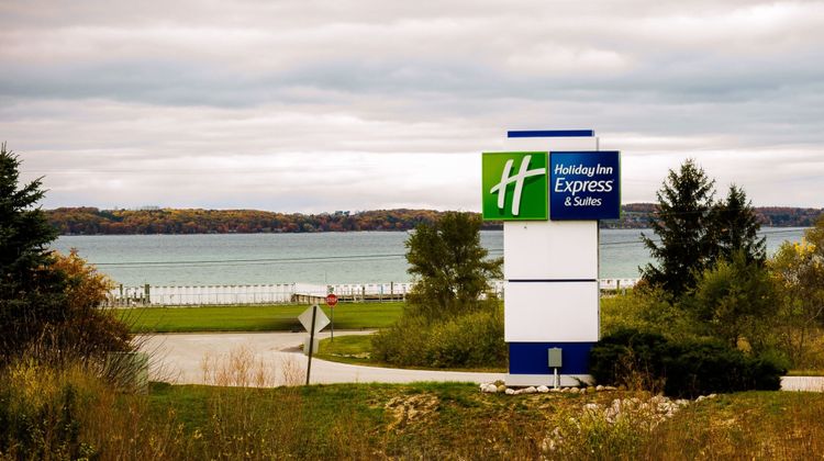 Holiday Inn Express & Suites Traverse Other