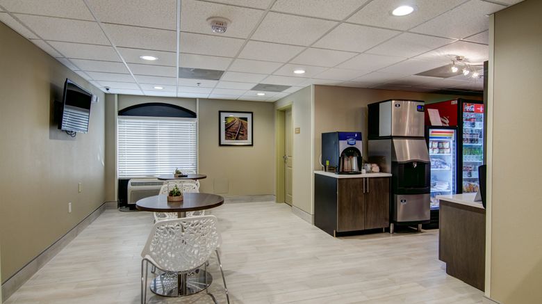 <b>Candlewood Suites Richmond-West Broad Lobby</b>. Images powered by <a href="https://www.leonardoworldwide.com/" title="Leonardo Worldwide" target="_blank">Leonardo</a>.