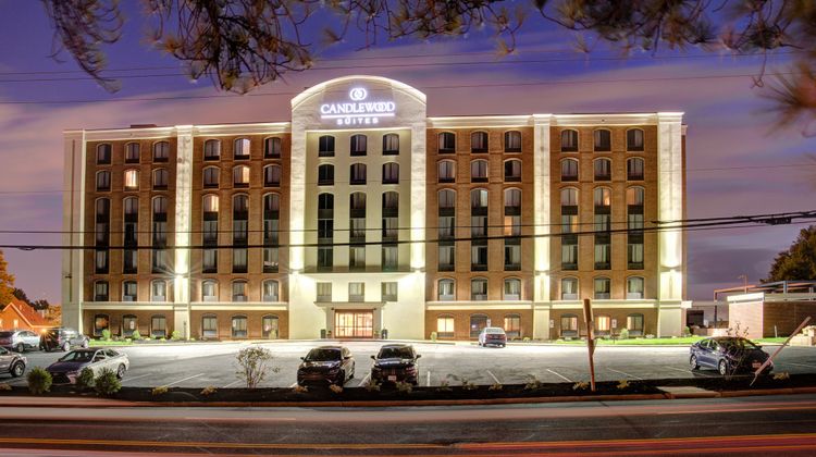 Candlewood Suites Richmond-West Broad Exterior