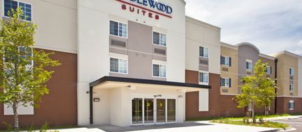 Candlewood Suites East Merril Rd Exterior