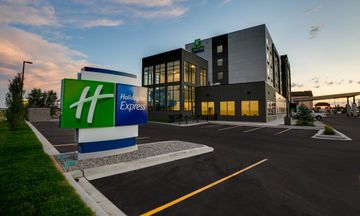 Holiday Inn Express Lethbridge Southeast