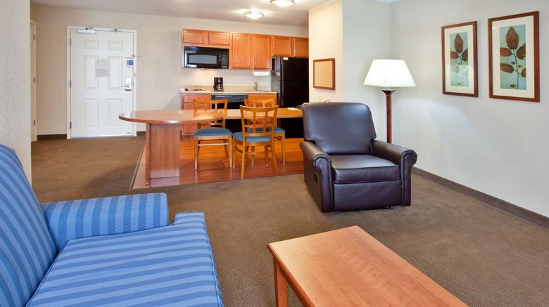 <b>Candlewood Suites Elgin NW - Chicago Room</b>. Images powered by <a href="https://www.leonardoworldwide.com/" title="Leonardo Worldwide" target="_blank">Leonardo</a>.