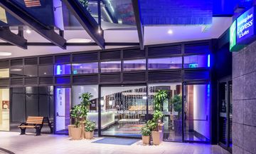 Holiday Inn Express &  Suites Bogota DC