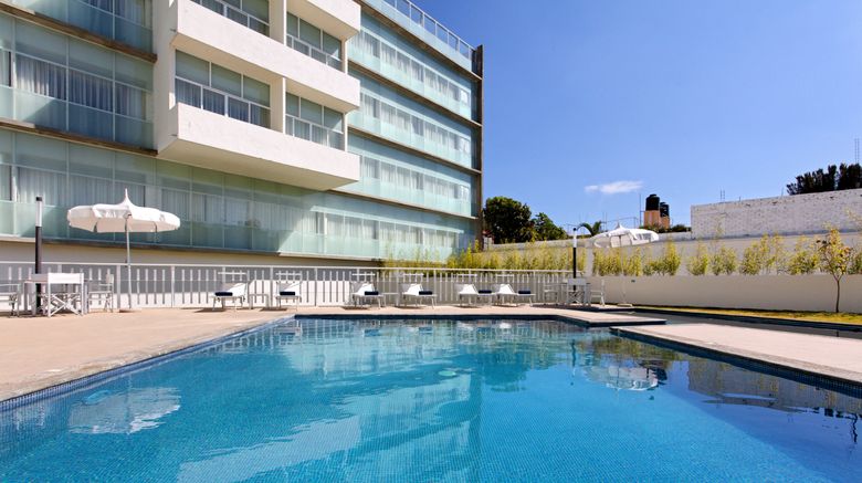 <b>Holiday Inn Express Guadalajara Expo Pool</b>. Images powered by <a href="https://www.leonardoworldwide.com/" title="Leonardo Worldwide" target="_blank">Leonardo</a>.