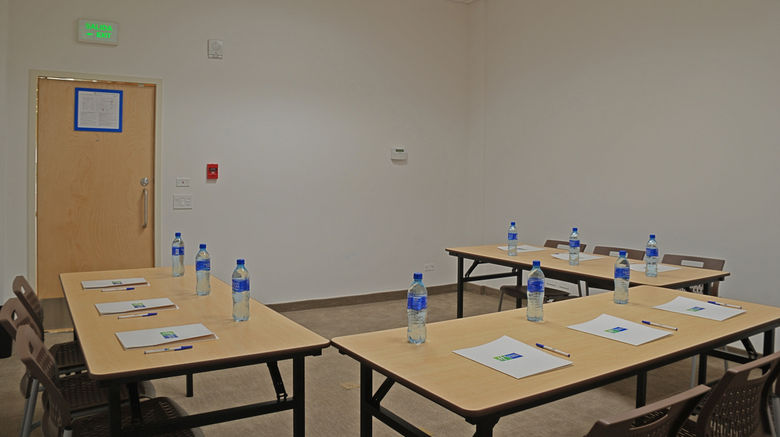 <b>Holiday Inn Express Managua Meeting</b>. Images powered by <a href="https://www.leonardoworldwide.com/" title="Leonardo Worldwide" target="_blank">Leonardo</a>.