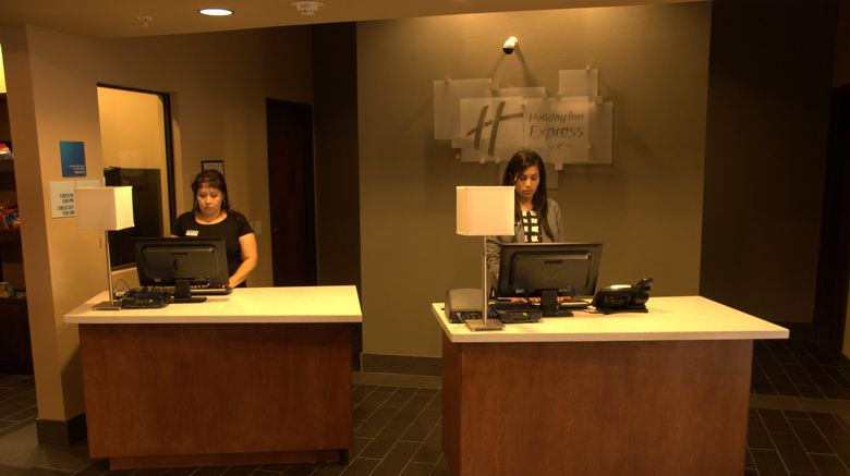 <b>Holiday Inn Express & Suites Globe Lobby</b>. Images powered by <a href="https://www.leonardoworldwide.com/" title="Leonardo Worldwide" target="_blank">Leonardo</a>.