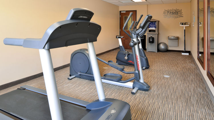 Holiday Inn Express & Suites Globe Health Club