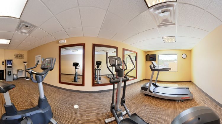 Holiday Inn Express & Suites Globe Health Club
