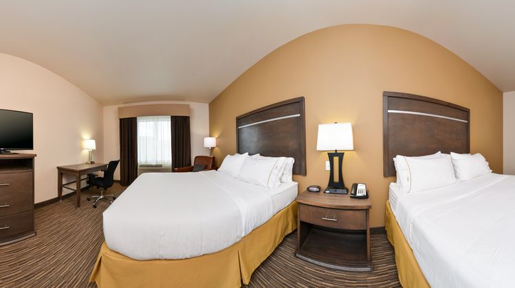Holiday Inn Express & Suites Globe Room