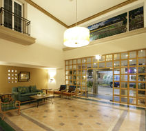 Holiday Inn Express Torreon Lobby