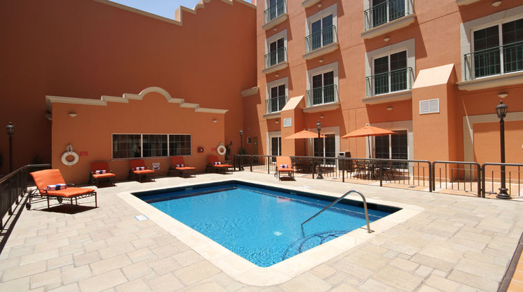 Holiday Inn Express Torreon Pool