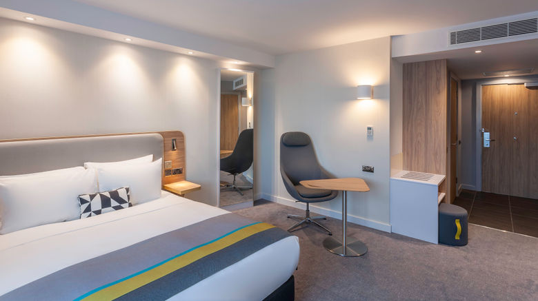<b>Holiday Inn Express Dublin Airport Room</b>. Images powered by <a href="https://www.leonardoworldwide.com/" title="Leonardo Worldwide" target="_blank">Leonardo</a>.