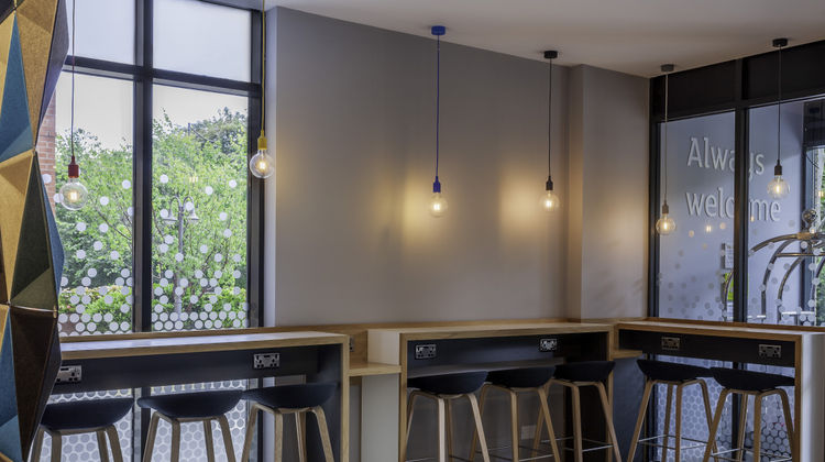 Holiday Inn Express Dublin Airport Lobby