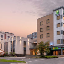 Holiday Inn Express Dublin Airport