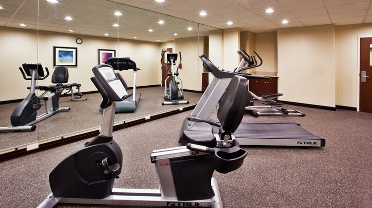 Holiday Inn Express Hotel & Suites Health Club