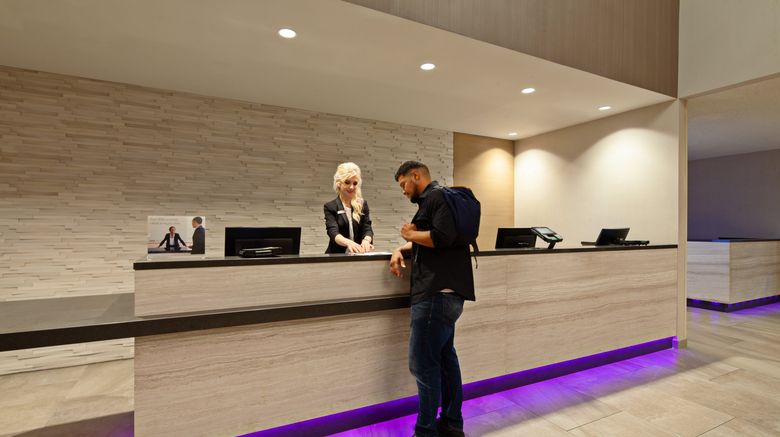 <b>Crowne Plaza Silicon Valley N - Union Ci Lobby</b>. Images powered by <a href="https://www.leonardoworldwide.com/" title="Leonardo Worldwide" target="_blank">Leonardo</a>.