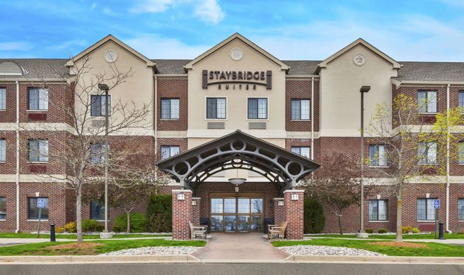 Staybridge Suites Lansing-Okemos Exterior