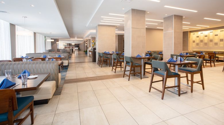 <b>Holiday Inn Los Angeles-LAX Airport Restaurant</b>. Images powered by <a href="https://www.leonardoworldwide.com/" title="Leonardo Worldwide" target="_blank">Leonardo</a>.