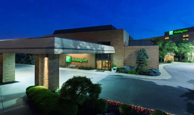 Holiday Inn Cincinnati Airport Exterior