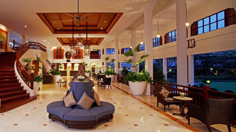 <b>Centara Grand Beach Resort & Villas Hua Lobby</b>. Images powered by <a href="https://www.leonardoworldwide.com/" title="Leonardo Worldwide" target="_blank">Leonardo</a>.