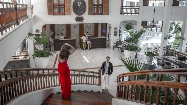 <b>Centara Grand Beach Resort & Villas Hua Lobby</b>. Images powered by <a href="https://www.leonardoworldwide.com/" title="Leonardo Worldwide" target="_blank">Leonardo</a>.