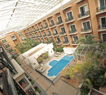 Holiday Inn Express Tecnologico Exterior
