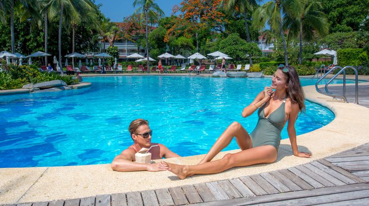 Centara Grand Beach Resort & Villas Hua Pool