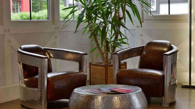 <b>Rosenhof Hotel Lobby</b>. Images powered by <a href="https://www.leonardoworldwide.com/" title="Leonardo Worldwide" target="_blank">Leonardo</a>.
