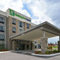 Holiday Inn Express & Suites Bryant West