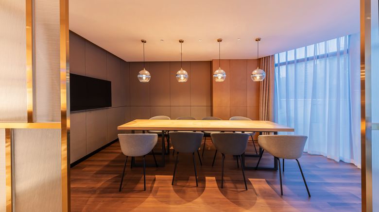 <b>Holiday Inn Express Yichang Riverside Restaurant</b>. Images powered by <a href="https://www.leonardoworldwide.com/" title="Leonardo Worldwide" target="_blank">Leonardo</a>.