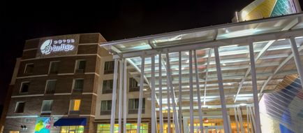 Hotel Indigo Columbus Downtown Exterior