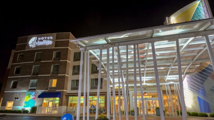 Hotel Indigo Columbus Downtown Exterior