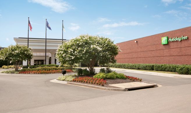 Holiday Inn Washington Dulles Airport Exterior