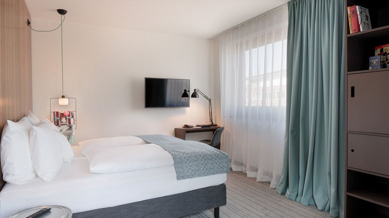 <b>Pierdrei Hotel Hafencity Hamburg Room</b>. Images powered by <a href="https://www.leonardoworldwide.com/" title="Leonardo Worldwide" target="_blank">Leonardo</a>.