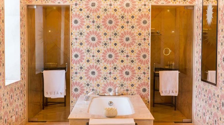 <b>Chirmi Palace Room</b>. Images powered by <a href="https://www.leonardoworldwide.com/" title="Leonardo Worldwide" target="_blank">Leonardo</a>.