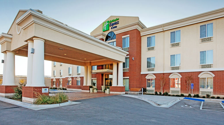 <b>Holiday Inn Express Hotel & Suites Exterior</b>. Images powered by <a href="https://www.leonardoworldwide.com/" title="Leonardo Worldwide" target="_blank">Leonardo</a>.