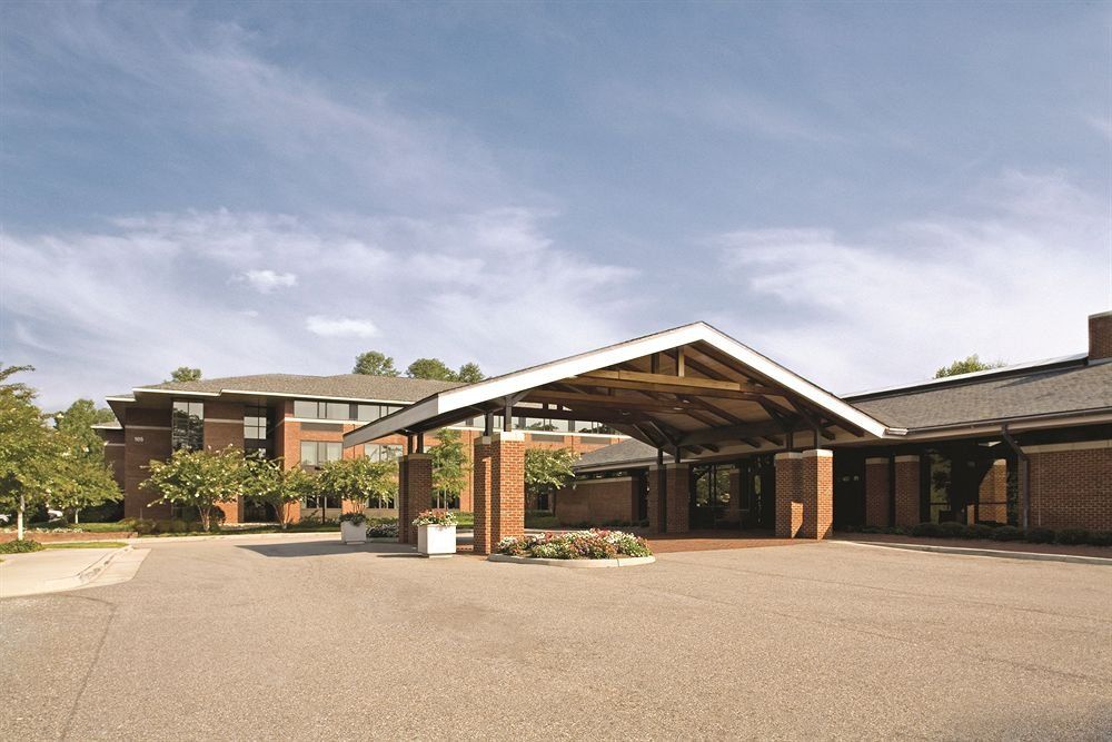 Woodlands hotel cheap