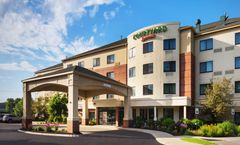 Courtyard by Marriott Portland Airport