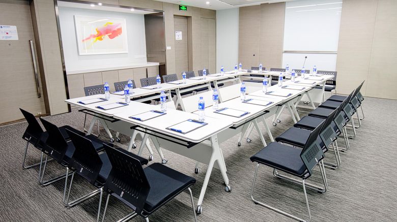 <b>Holiday Inn Express Chifeng Hongshan Meeting</b>. Images powered by <a href="https://www.leonardoworldwide.com/" title="Leonardo Worldwide" target="_blank">Leonardo</a>.