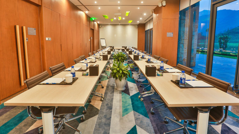 <b>Holiday Inn Express Emei Mountain Meeting</b>. Images powered by <a href="https://www.leonardoworldwide.com/" title="Leonardo Worldwide" target="_blank">Leonardo</a>.
