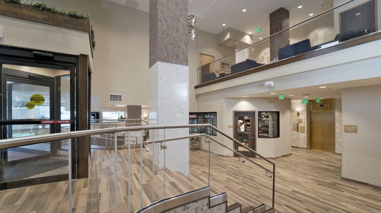 Candlewood Suites Baltimore-Inner Harbor Lobby
