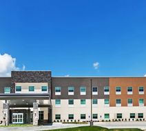 Holiday Inn Express & Suites Coffeyville Exterior
