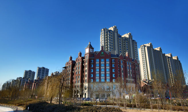 Holiday Inn Express Langfang Park View Exterior