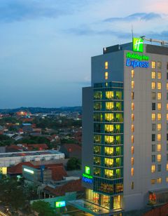 Holiday Inn Express Semarang Simpang